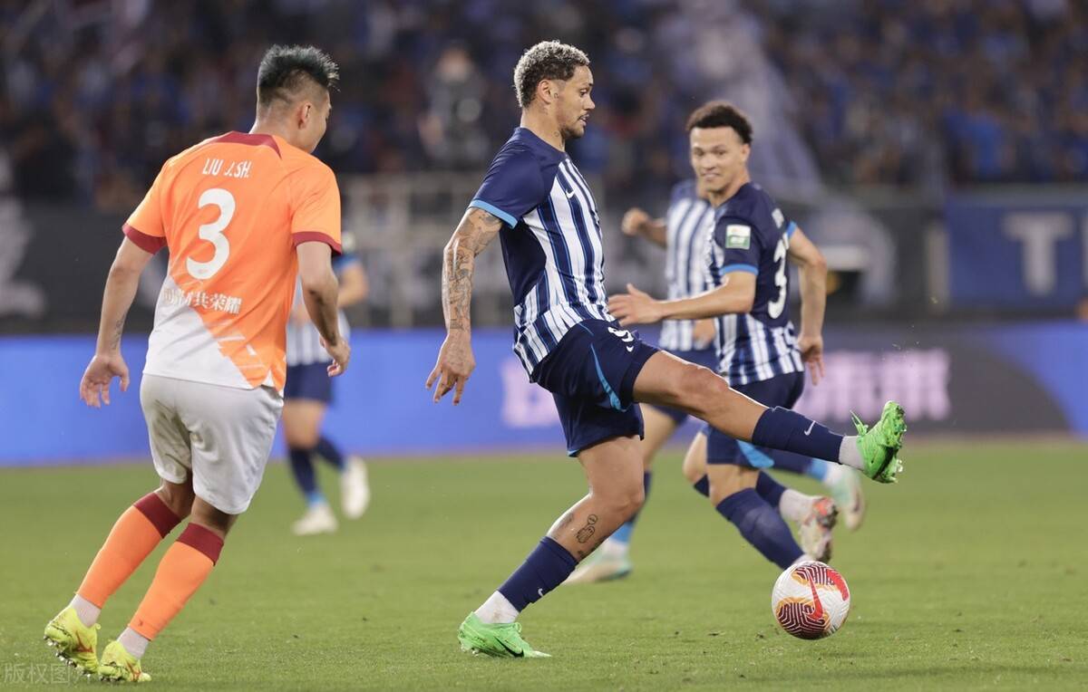 欧预赛决赛战术变化,教练临场指挥经验丰富的简单介绍 欧预赛决赛战术变化,教练临场指挥经验丰富的简单介绍